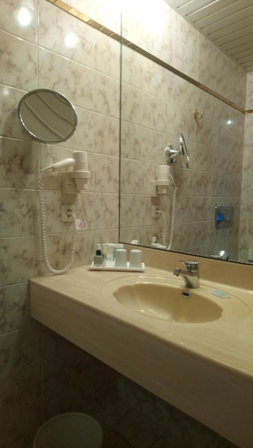 Kaefernberg - Weinhotel Alzenau in Unterfranken Buitenkant foto