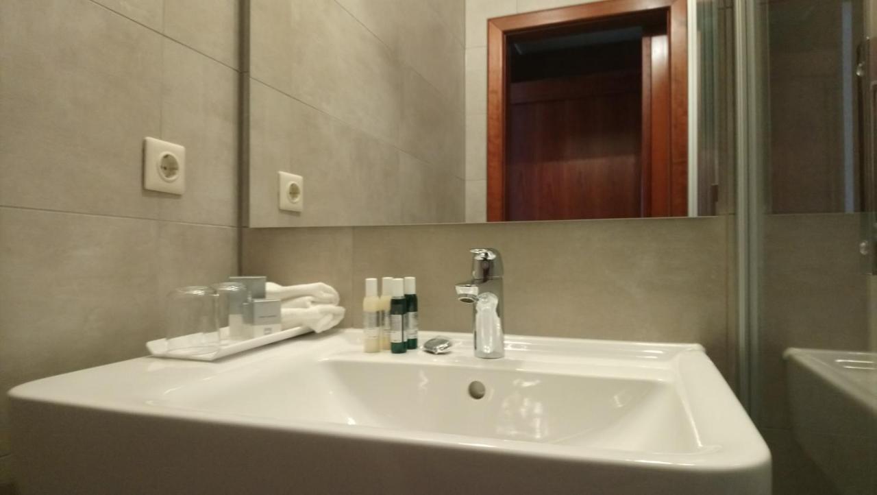 Kaefernberg - Weinhotel Alzenau in Unterfranken Buitenkant foto